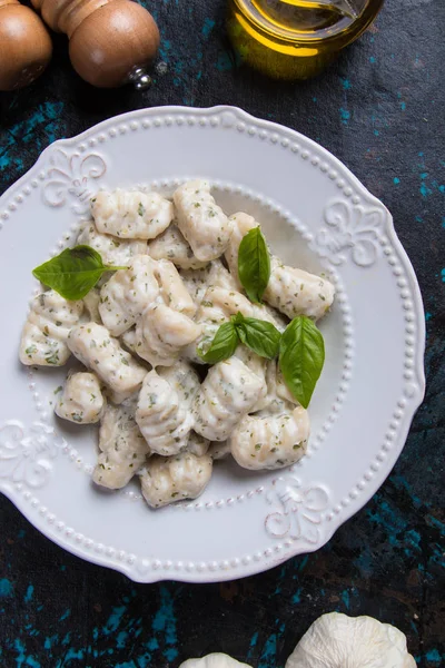 Gnocchi di patata in cheese sauce — Stockfoto