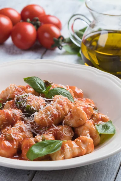 Gnocchi di patata w sosie pomidorowym — Zdjęcie stockowe
