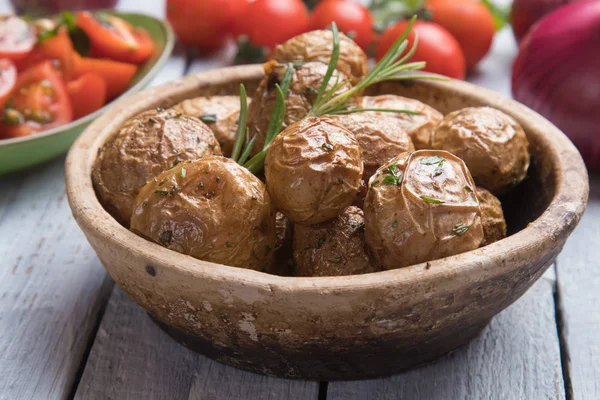 Domácí pečené brambory — Stock fotografie