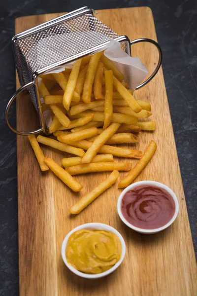 Papas fritas caseras — Foto de Stock