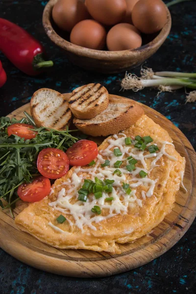 Omelette Oeufs Poulet Frits Aux Légumes Frais — Photo