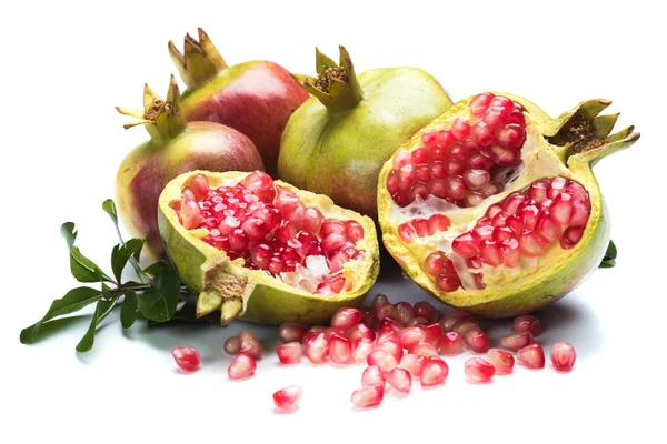 Ripe pomegranate fruit, opened with red seeds — Stock Photo, Image