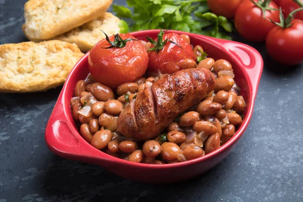 Kidney beans with pork sausage — Stock Photo, Image