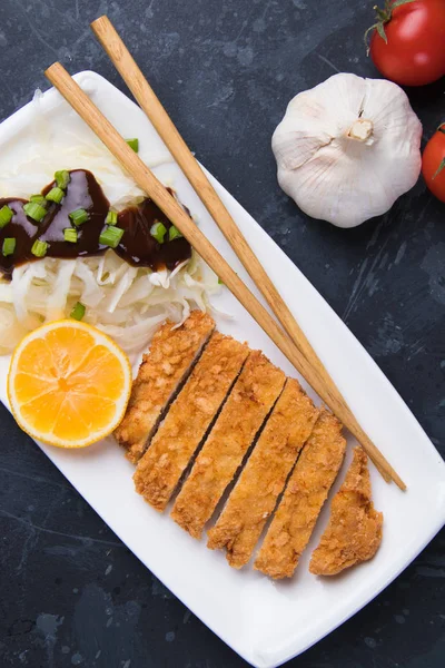 Japán tonkatsu sertéshús — Stock Fotó