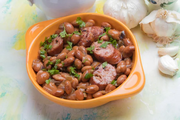 Kidney beans with pork sausage — ストック写真