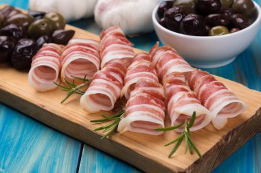 Pancetta bacom ruloları