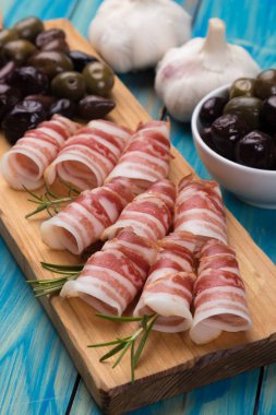 Pancetta bacom ruloları