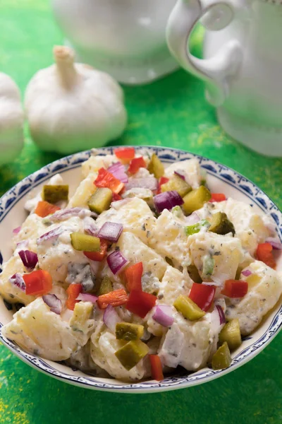 Potato salad with mayonnaise dressing — Stock Photo, Image