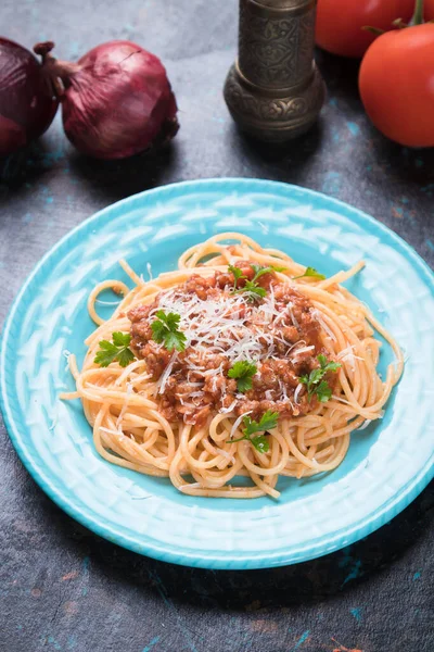 Massa bolonhesa de espaguete com ragu de carne — Fotografia de Stock