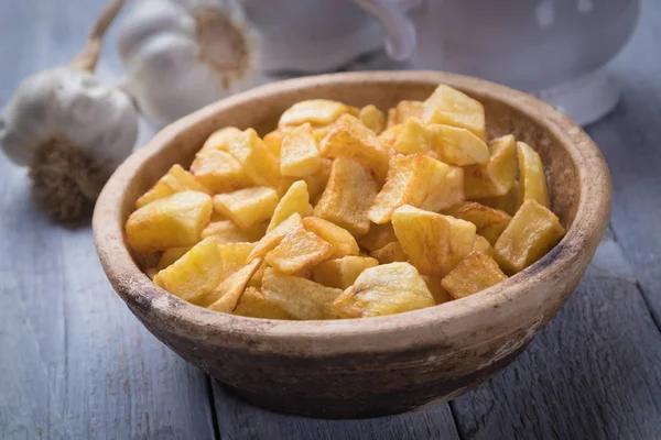 Patatas bravas, batata frita espanhola — Fotografia de Stock