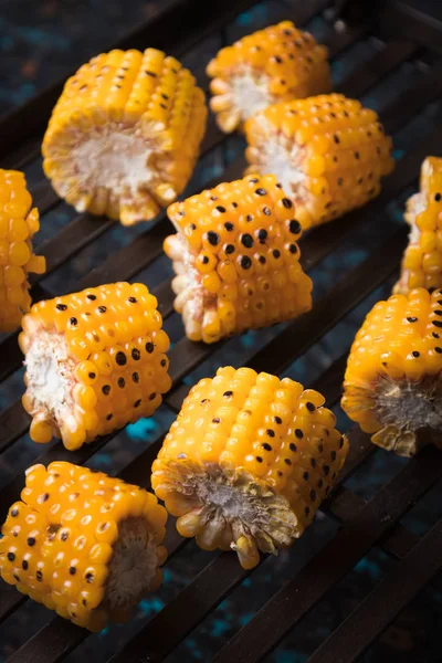 Grilled sweet corn slices — 스톡 사진