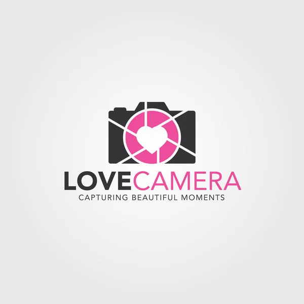 Love Camera - Modelo do logotipo da fotografia — Vetor de Stock