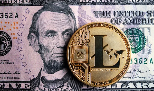 Beş dolarlık banknot üzerinde Litecoin.