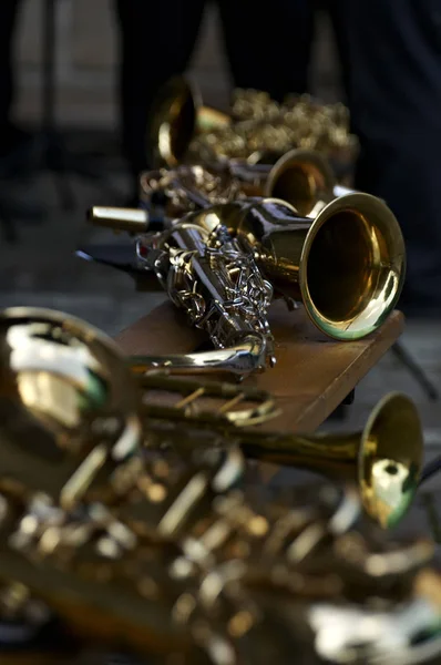 Mola sırasında müzik aletleri