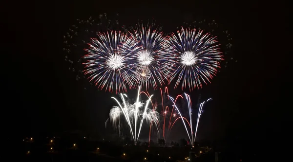 Prag'da yılbaşı havai fişek