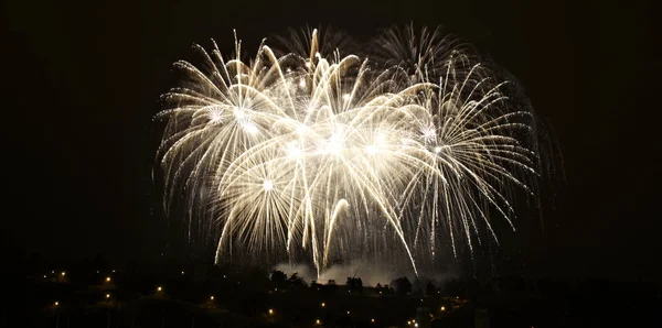 Prag'da yılbaşı havai fişek