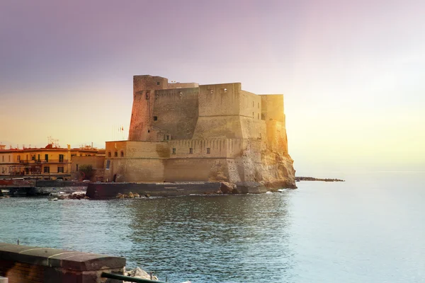 Castel dell 'ovo (Eierburg), Italien. Neapel. — Stockfoto