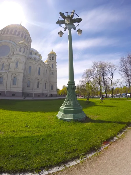 Orthodoxe marinekathedrale des heiligen nikolaus in kronshtadt, heilig-petersburg russland — Stockfoto