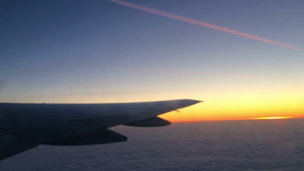 Wolken, luchtfoto in een zonnige dag — Stockvideo