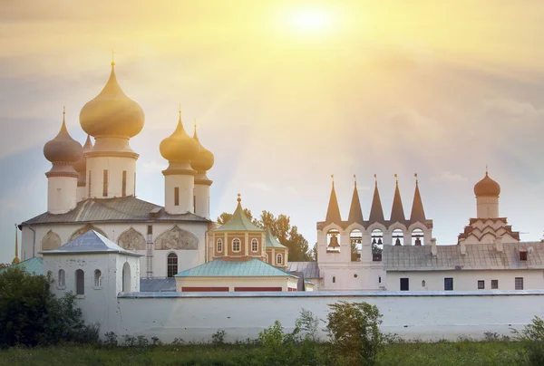 Тихвінської Божої Матері Успенський Монастир Руської Православної Tihvin Санкт Петербург — стокове фото