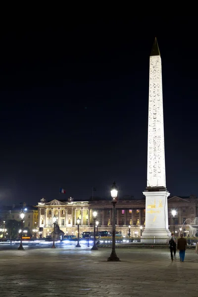 Francja Paryż Egipskie Kolumny Place Concorde Noc — Zdjęcie stockowe