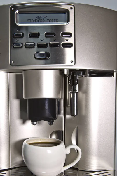 Moderne Koffiezetapparaat Een Kopje — Stockfoto