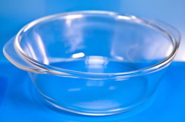 Cam küçük tava yemek, küçük sharpnes derinliği için