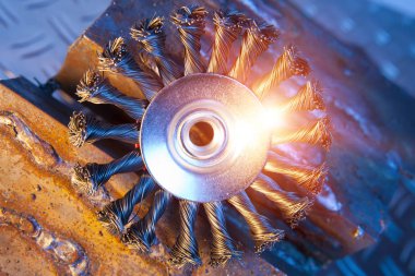 metalden mekanik temizlik için tel fırça