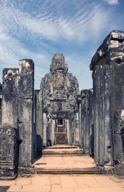 Antik Bayon Tapınağı (12. yüzyılda) vasıl Angkor Wat, Siem Reap, Kamboçya