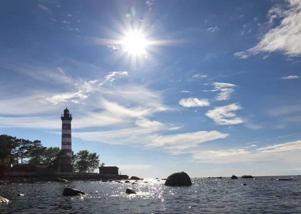 Luz Sol Sobre Farol São Petersburgo Golfo Finlândia — Fotografia de Stock