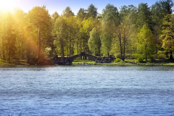 Die Alte Brücke Park — Stockfoto