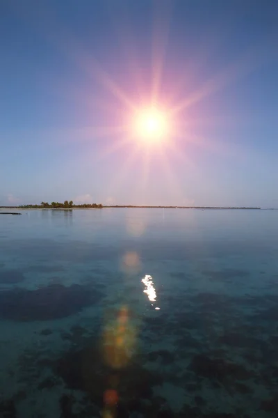 日落时的海洋波利尼西亚 塔希提 — 图库照片
