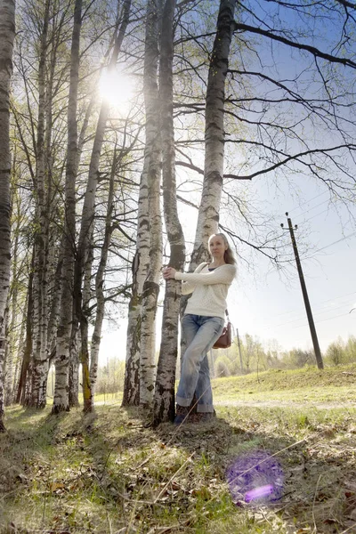 Young Woman Birch Park Early Spring — Stock Photo, Image