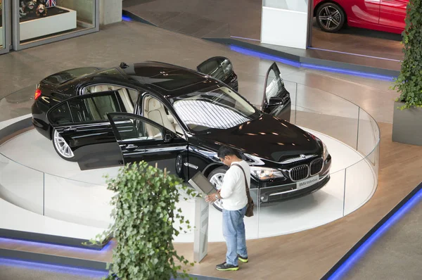 Munich Germany June 2012 Bmw Cars Presented Bmw World Showroom — Stock Photo, Image