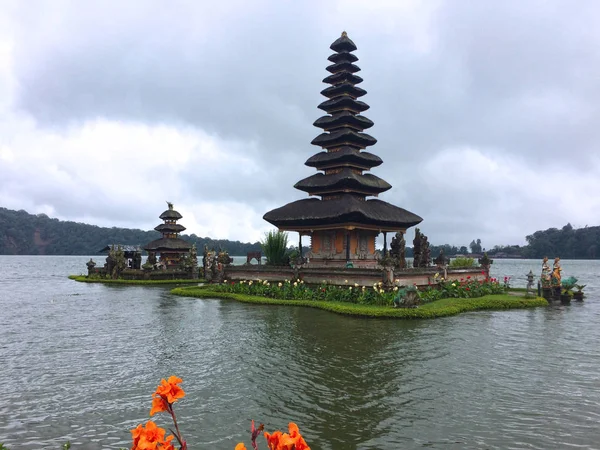 Templo Ulun Danu Lago Beratan Bali Indonesia —  Fotos de Stock