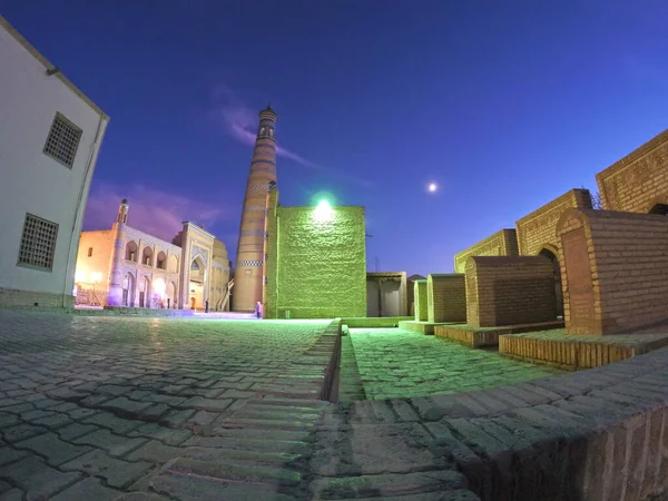 Uzbekistán Khiva Ulice Starého Města Noci Osvětlení — Stock fotografie