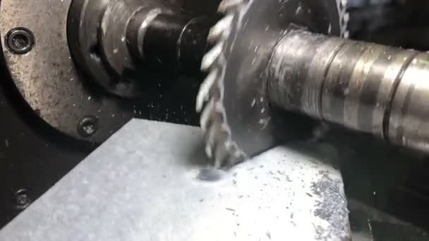 Metalworking Disk Abnehmbare Mühle Schneidet Detail Auf Universelle Horizontale Fräsmaschine — Stockvideo