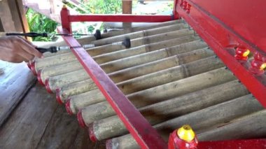 Rindik, Balili müzik enstrümanı, Bali müzik bambu enstrümanı Rindik Endonezya, Bali 'de.