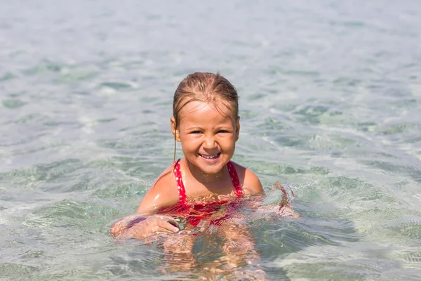 Little Girl Swimming Summer — Stock Photo, Image