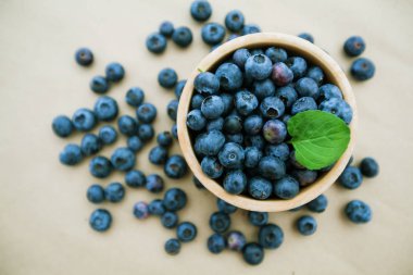  taze yaban mersini meyve antioksidan gıda