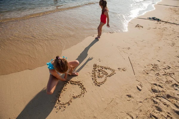 Jeugd zomer reizen Beach — Stockfoto