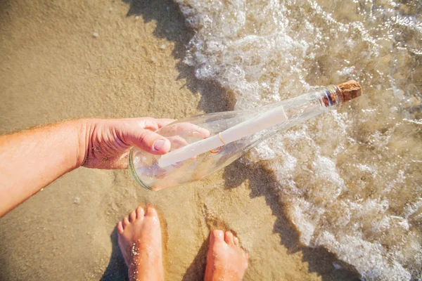 Bericht in een fles — Stockfoto