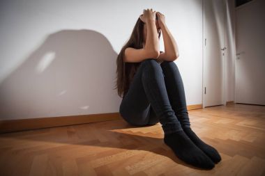 depresif genç kadın