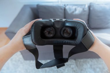 Sanal gerçeklik gözlükleri