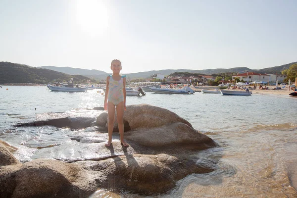 Zomer reizen strand kind — Stockfoto