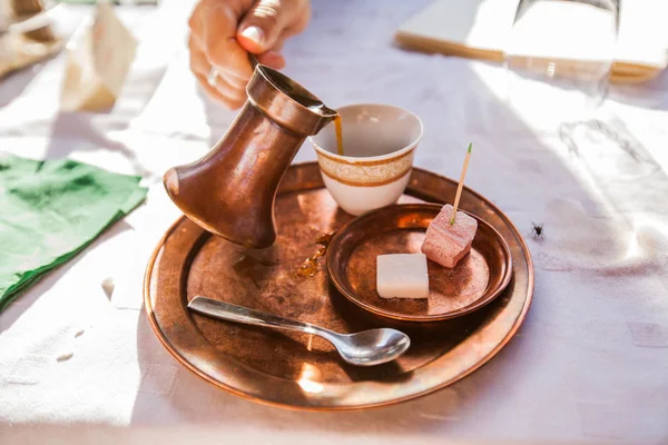 Tradicional preparar café —  Fotos de Stock