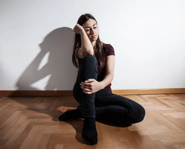 Depression deprimerad kvinna — Stockfoto