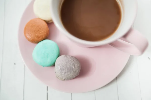 Macarons e café — Fotografia de Stock