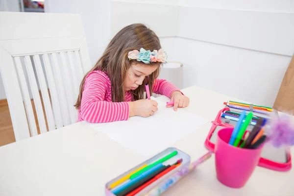 Desenho Criativo Criança Pré-Escolar — Fotografia de Stock