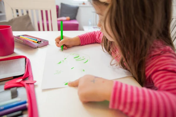 Creative little girl — Stock Photo, Image